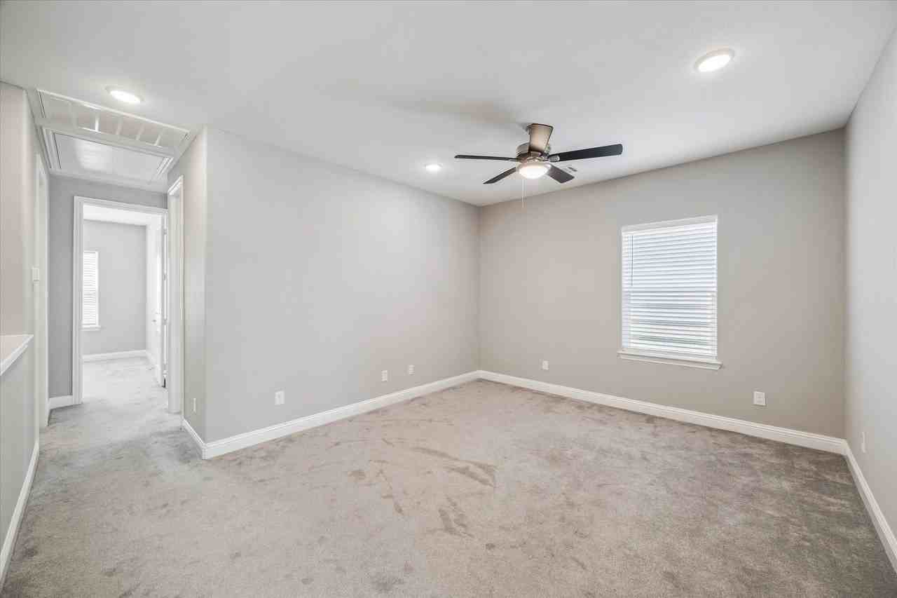 5443 Camaguey St #5443 - Photo 5 of 25