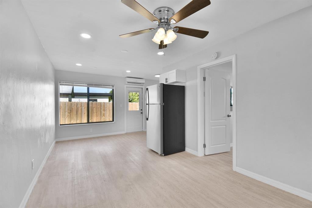 6101 Northwest 9th Court #6101-2 - Photo 3 of 23