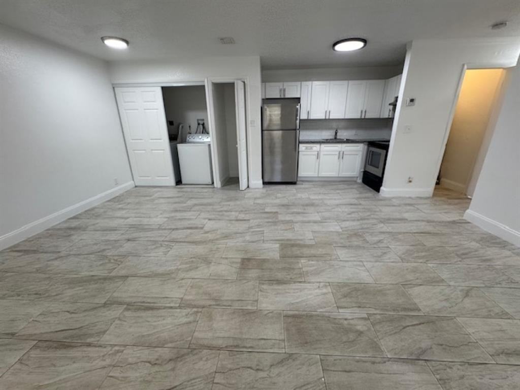 481 Banks Rd #481-1 - Photo 5 of 13