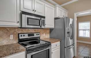 featured image of 813 Keble Lane #813