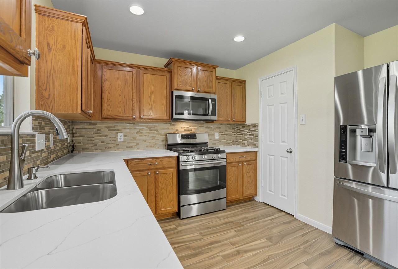 2439 Pinpoint Drive #2439