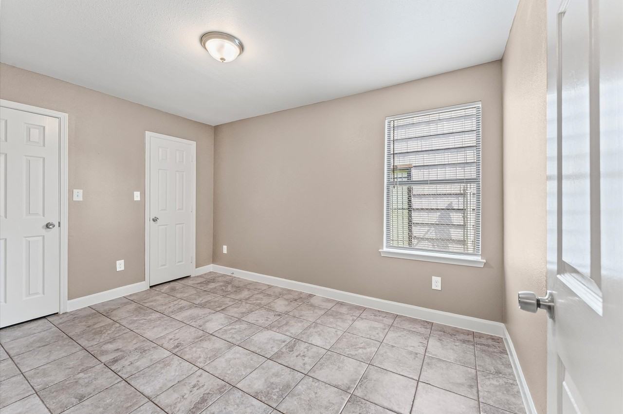 5107 Gren Street #5107