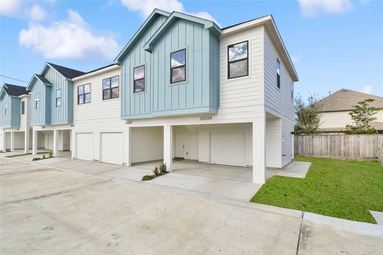 3210 Frying Pan Pl #3210A - Photo 4 of 50