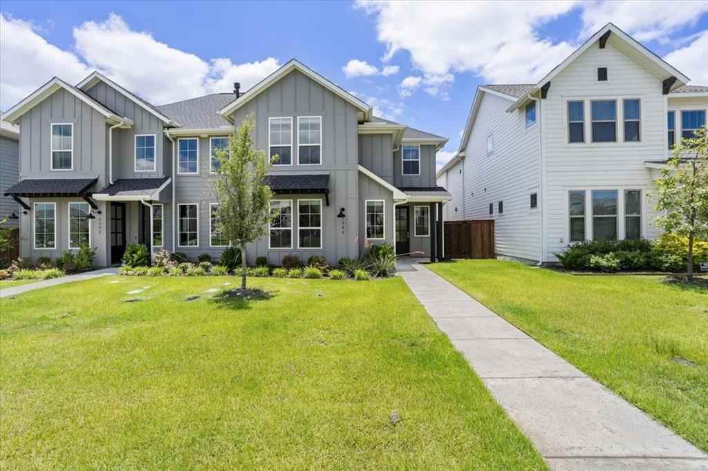 2240 Drake Street #2240 - Photo 3 of 31