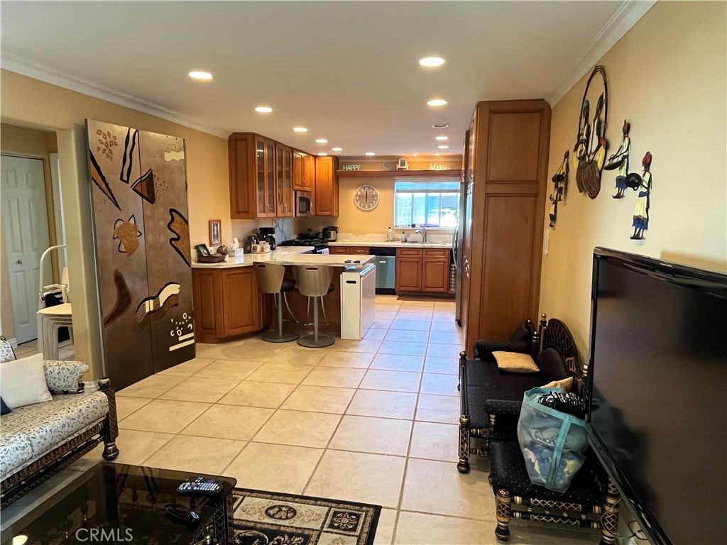 21711 Wesley Dr #21711B - Photo 5 of 36