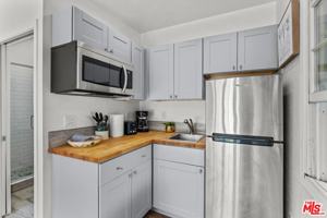 featured image of 4814 Lemona Avenue