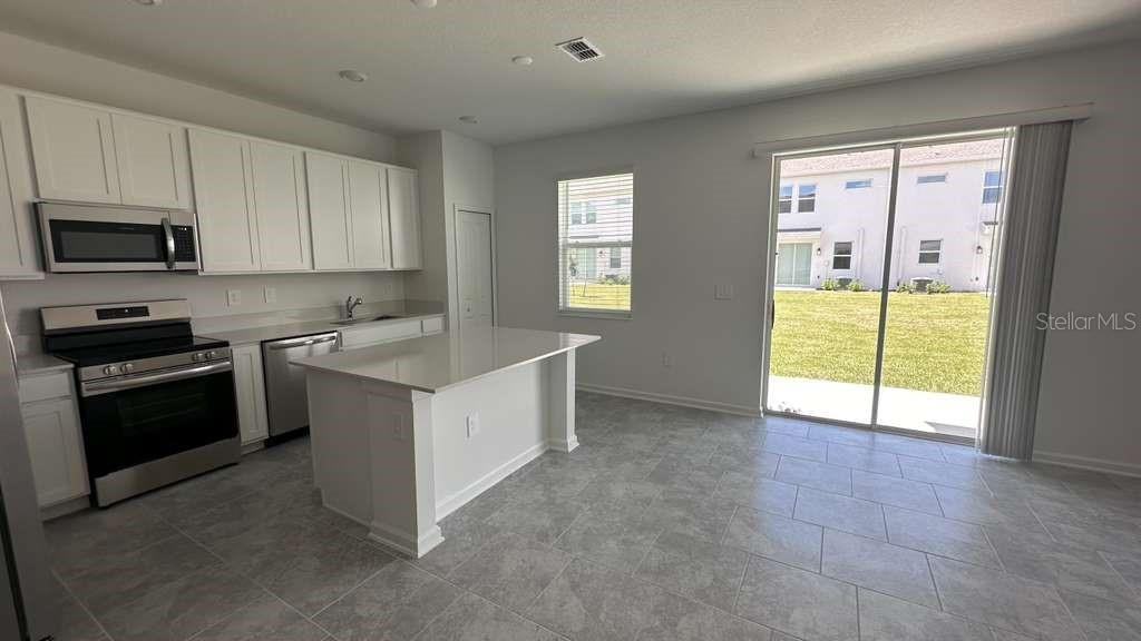 3190 Laurent Loop #3190 - Photo 7 of 14