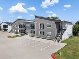 featured image of 1326 Prairie Drive