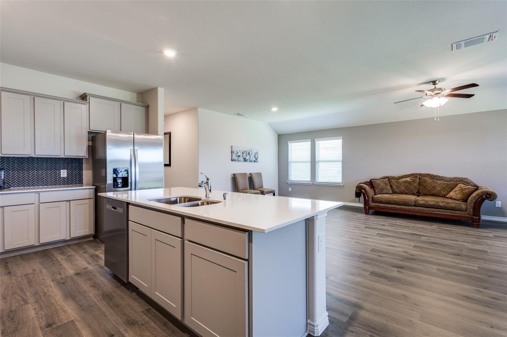 6213 Abby Drive #6213 - Photo 3 of 32