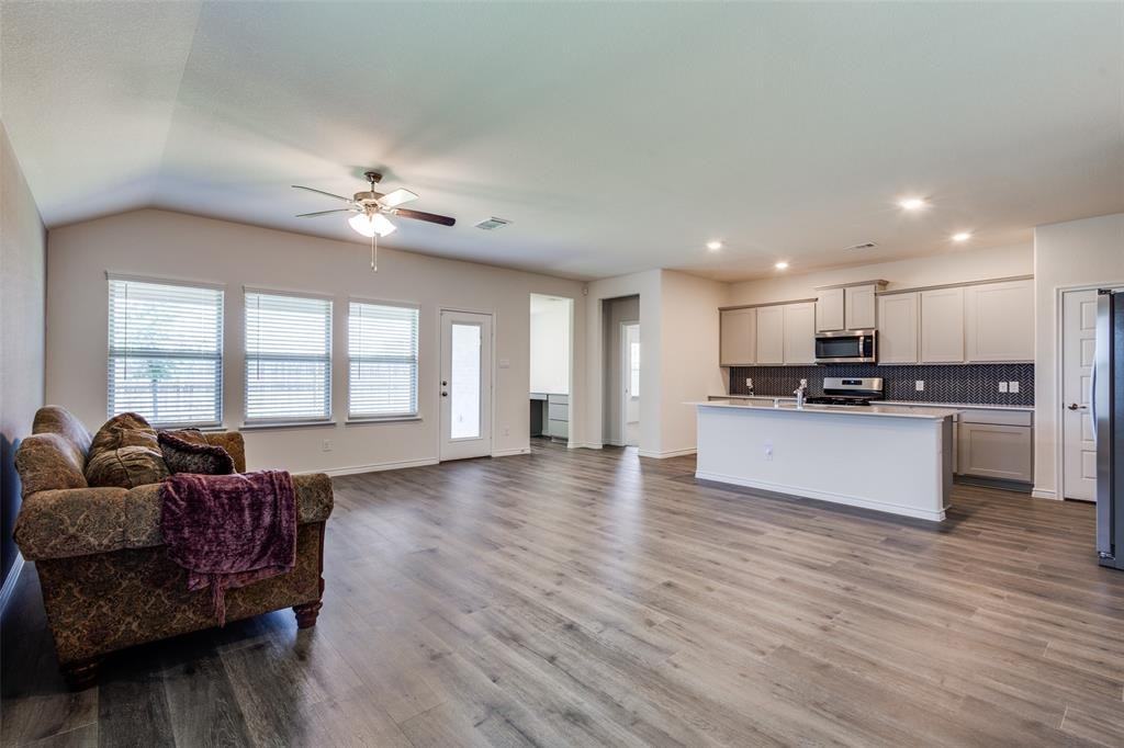 6213 Abby Drive #6213 - Photo 5 of 32