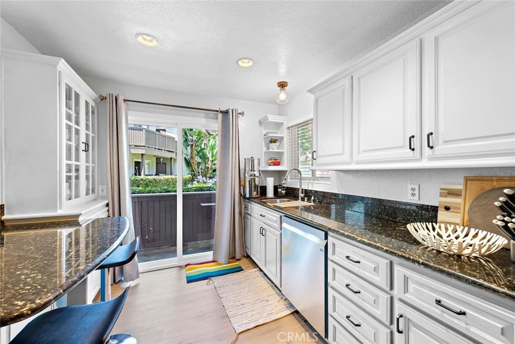 70 Corniche Dr #70A - Photo 7 of 27