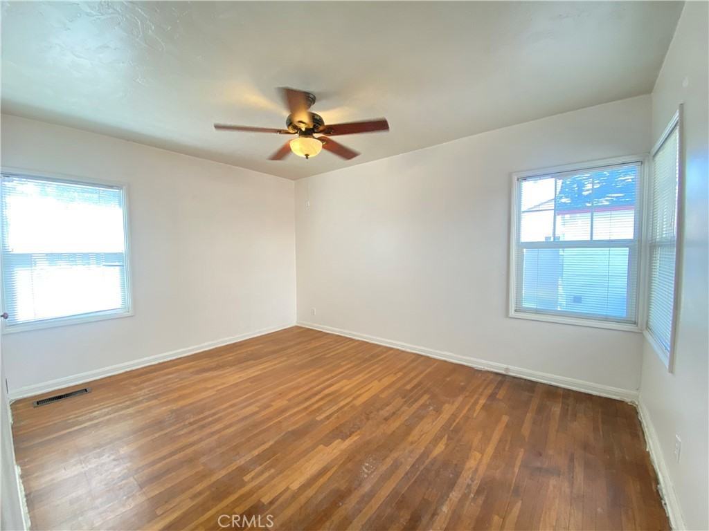 939 E Colton Ave #939 - Photo 3 of 27