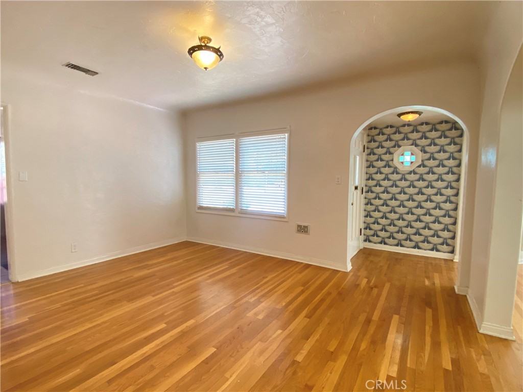 939 E Colton Ave #939 - Photo 5 of 27