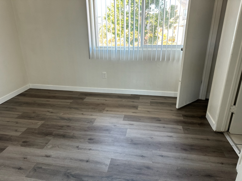 7002 Linda Vista Rd #27 - Photo 3 of 11