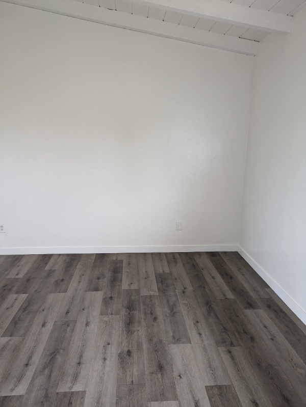 7002 Linda Vista Rd #27 - Photo 5 of 11