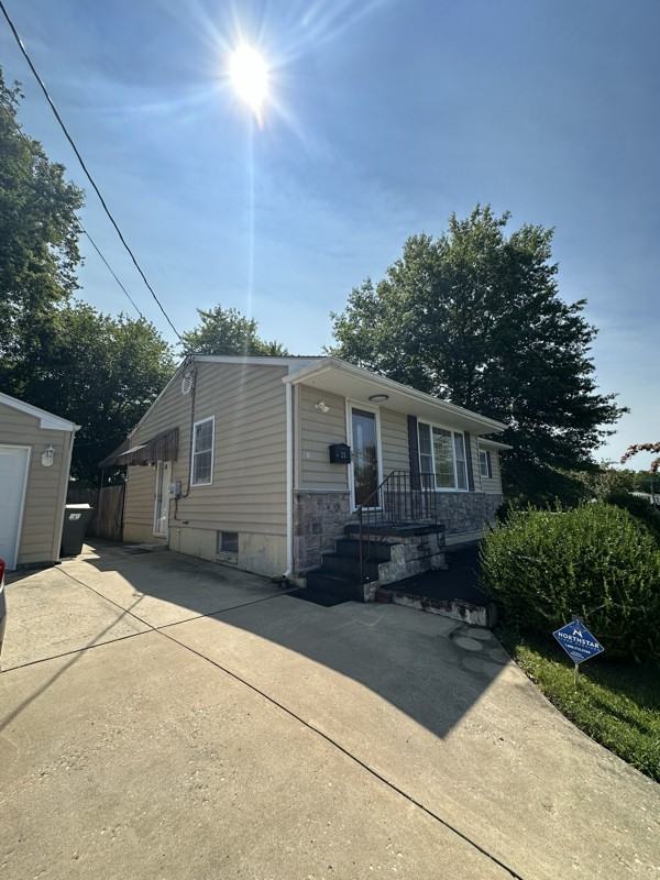 31 Tyne Dr - Photo 3 of 14