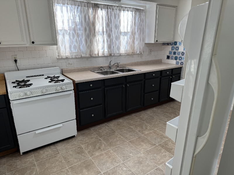 7012 Kennedy Ave #2 - Photo 6 of 10