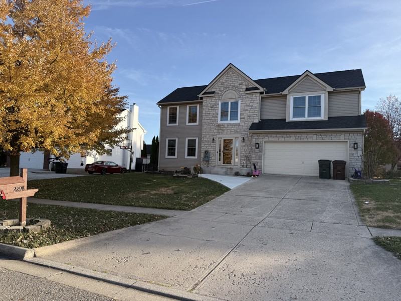 2298 Maxwell Avenue - Photo 5 of 7