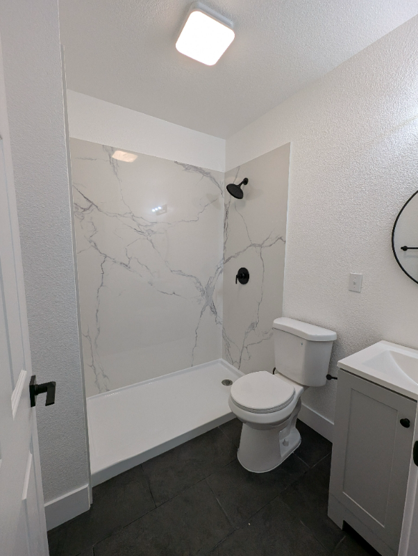 2480 Baldwin Ave - Photo 4 of 10