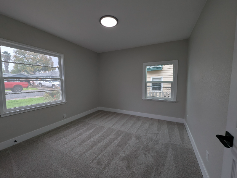 2480 Baldwin Ave - Photo 6 of 10