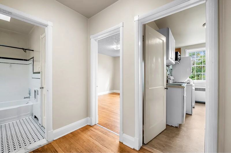 205 Westowne Rd #2 - Photo 5 of 12