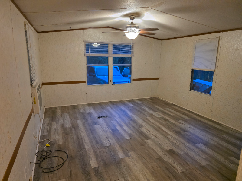 90 Bud Rd - Photo 2 of 7