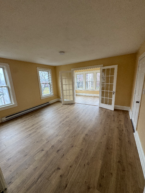 33 Crystal Street #2 - Photo 3 of 9