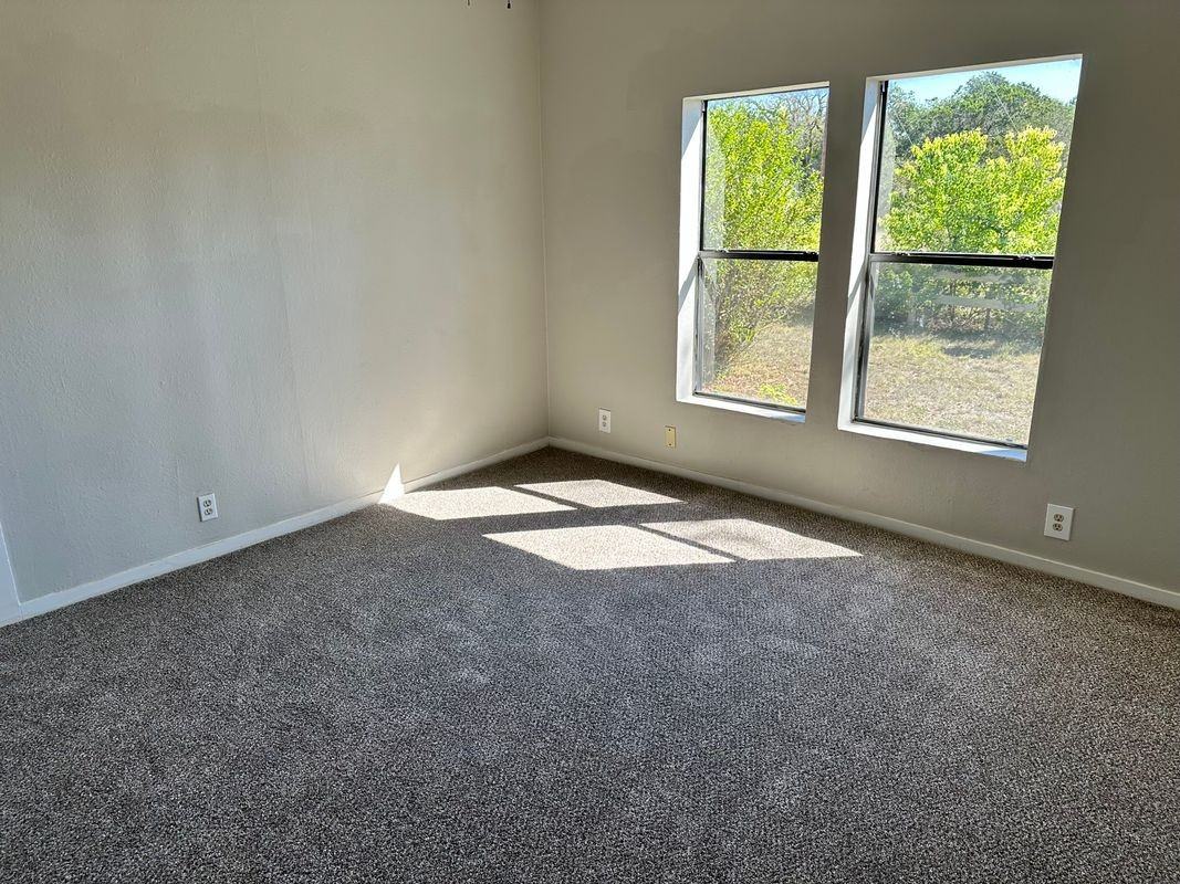 1441 Gatlin Creek Road - Photo 7 of 9