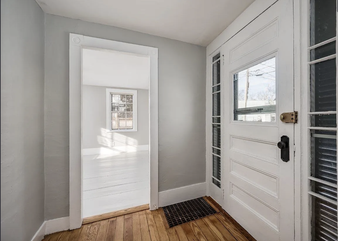 24-26 Garfield Street #26 - Photo 3 of 14