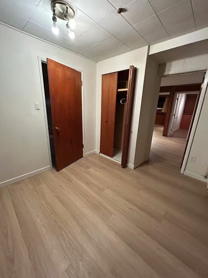 622 Dansey Avenue - Photo 2 of 7