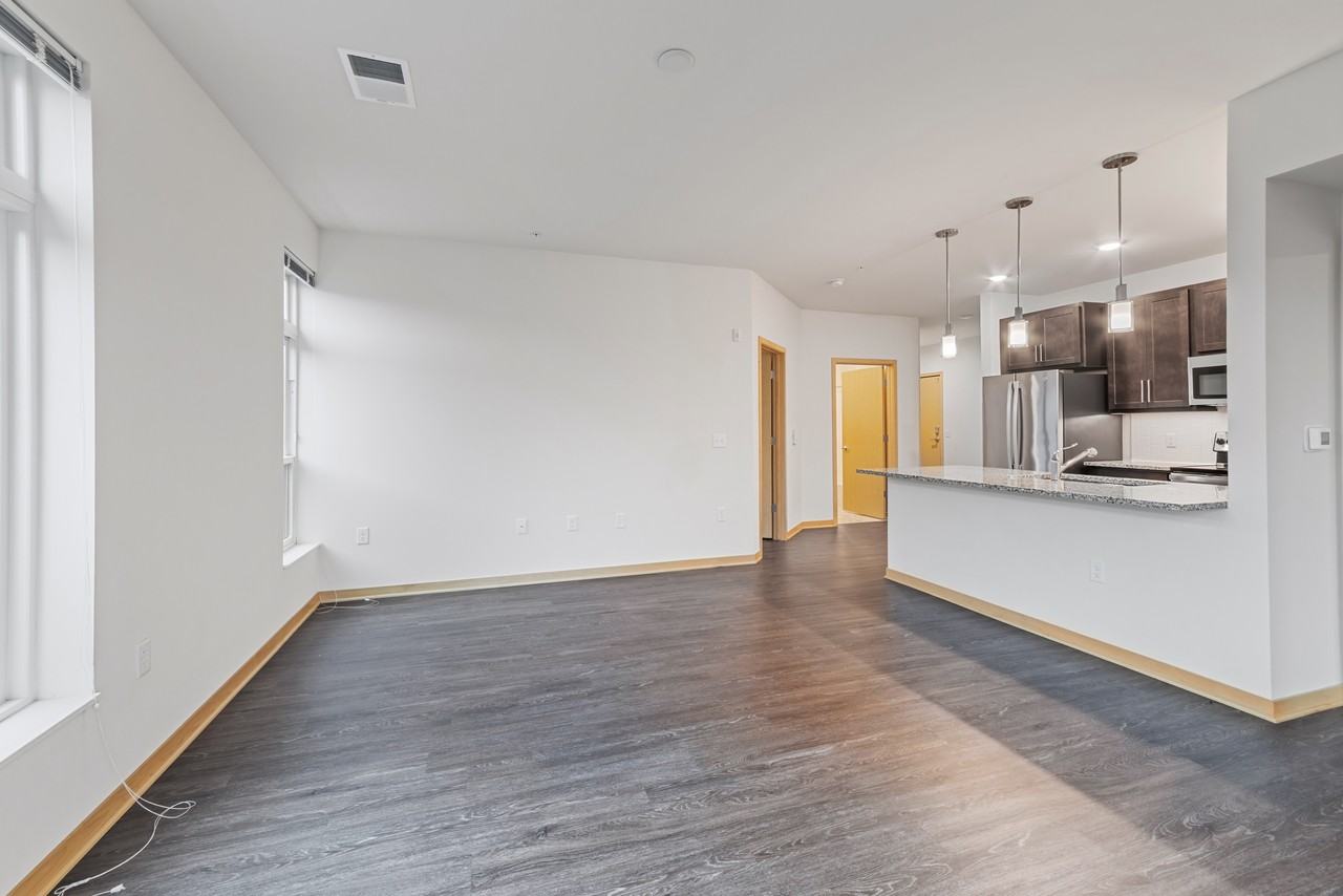 1121 South Park Street #306 - Photo 6 of 32