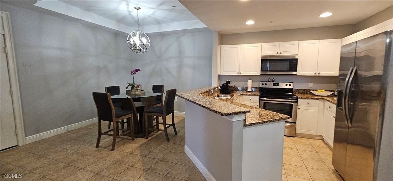 1502 Sw 50th St #104 - Photo 4 of 18