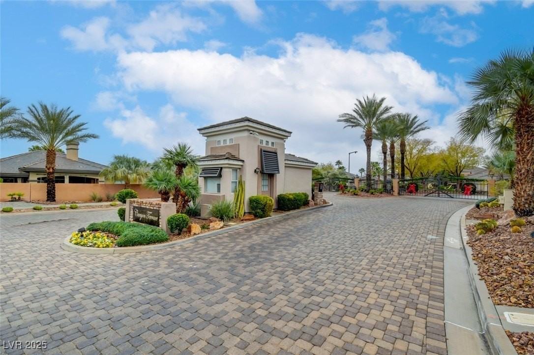 304 Mesa Rim Ct - Photo 6 of 47