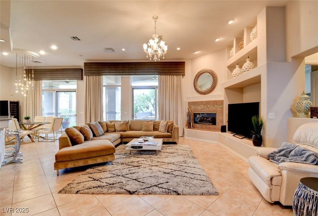 304 Mesa Rim Ct - Photo 7 of 47