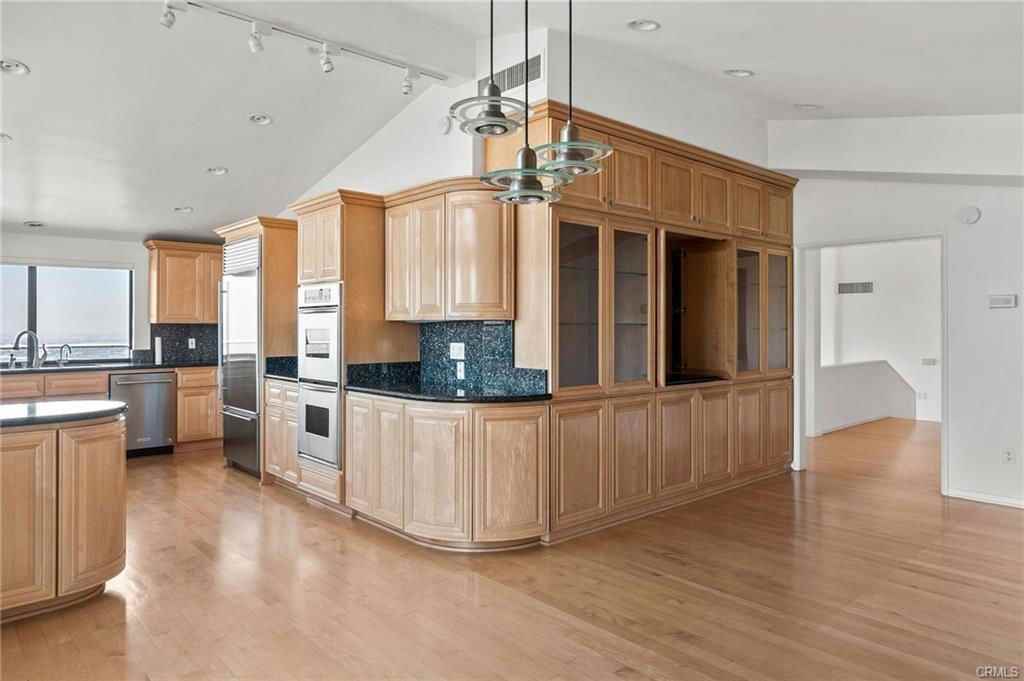 972 Rincon Lane - Photo 2 of 8