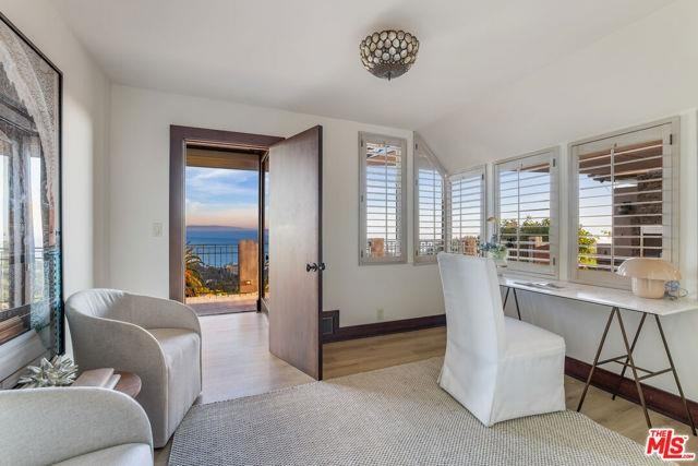 620 Resolano Drive - Photo 2 of 8