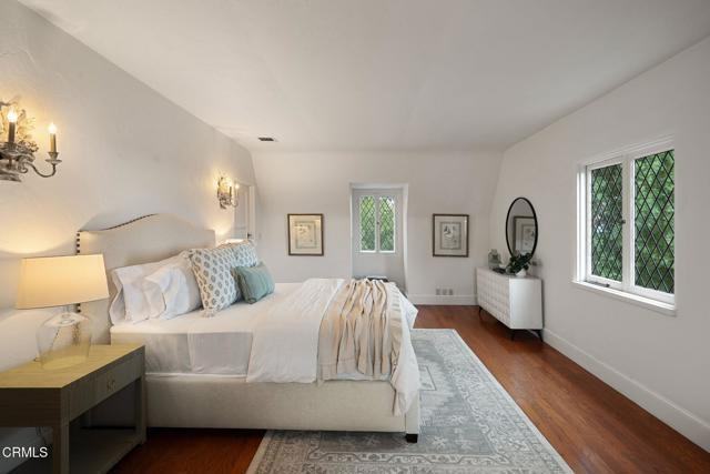790 Huntington Circle - Photo 3 of 8