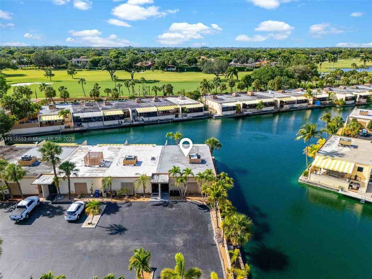 7003 Crown Gate Ct #0 - Photo 5 of 46