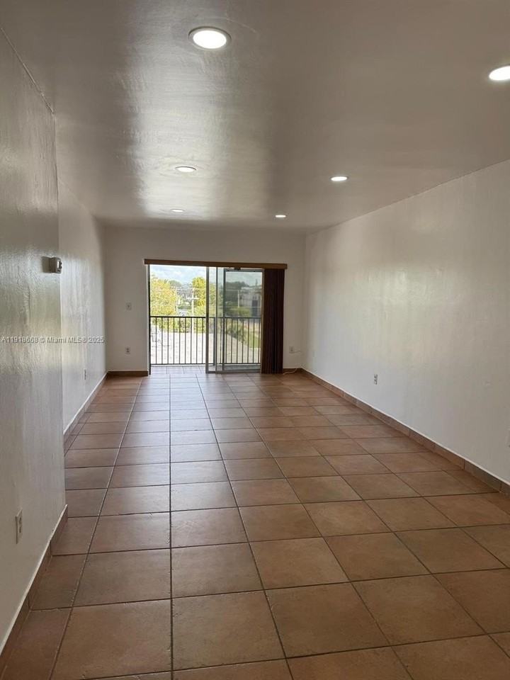 5731 Northwest 37th Street #407 - Photo 5 of 18