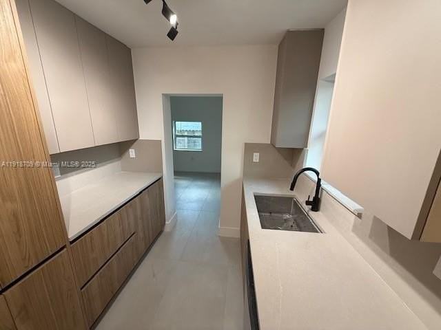 328 Ne 57th St - Photo 2 of 15