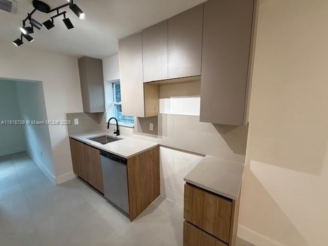 328 Ne 57th St - Photo 3 of 15