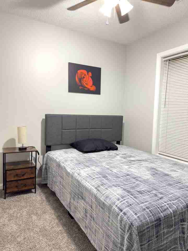 Highland Ave - Photo 6 of 8