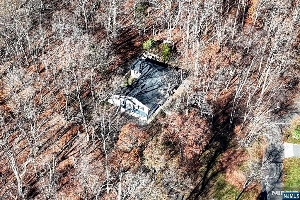 28 Overlook Rd - Photo 7 of 35