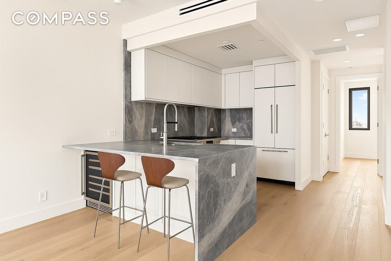 78 1st Pl #5 - Photo 6 of 23