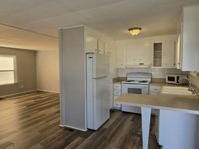 206 50th Avenue Plz W #88 - Photo 2 of 5