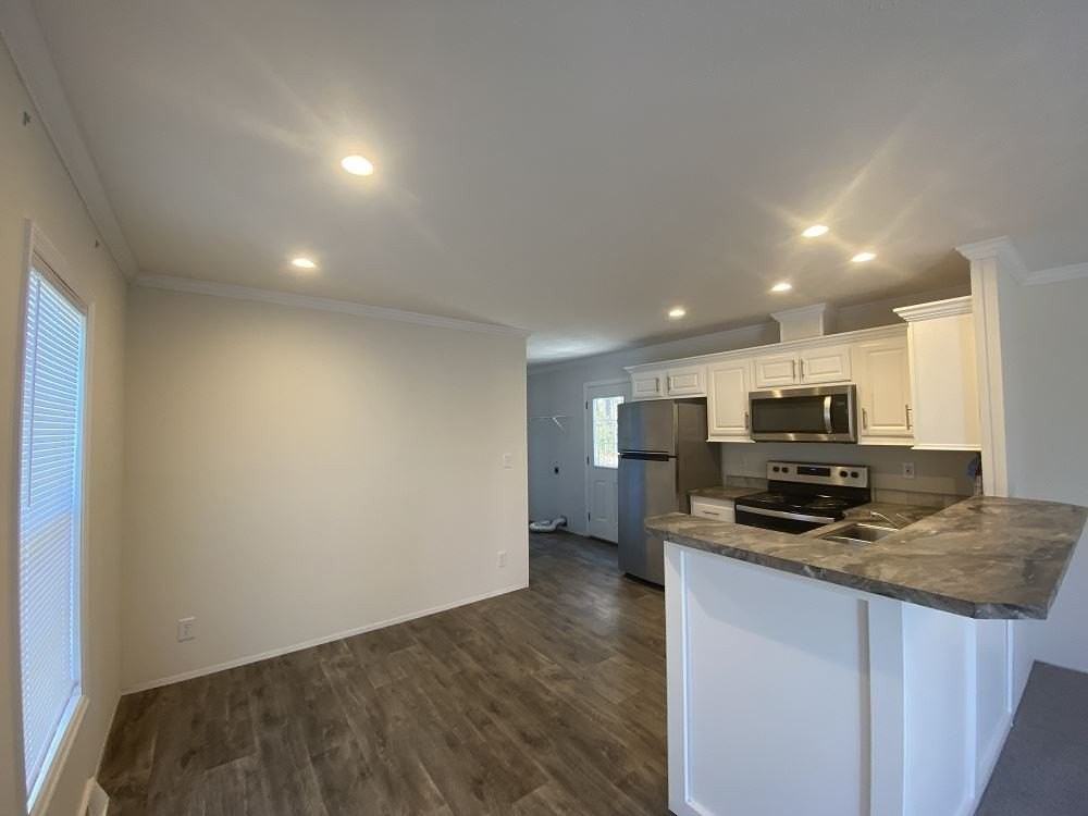 93 Beaver Ave #2093 - Photo 3 of 12