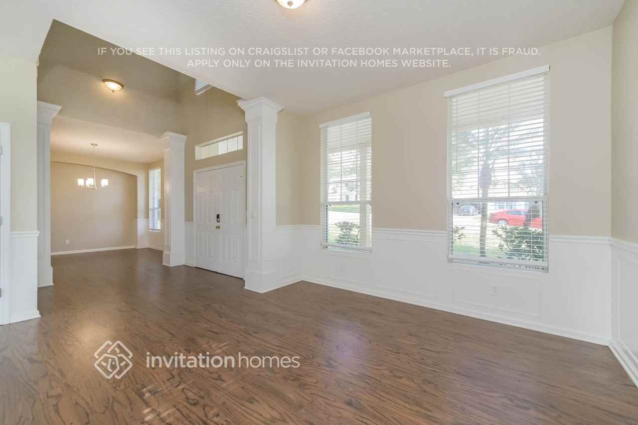 13543 Via Roma Cir - Photo 4 of 18