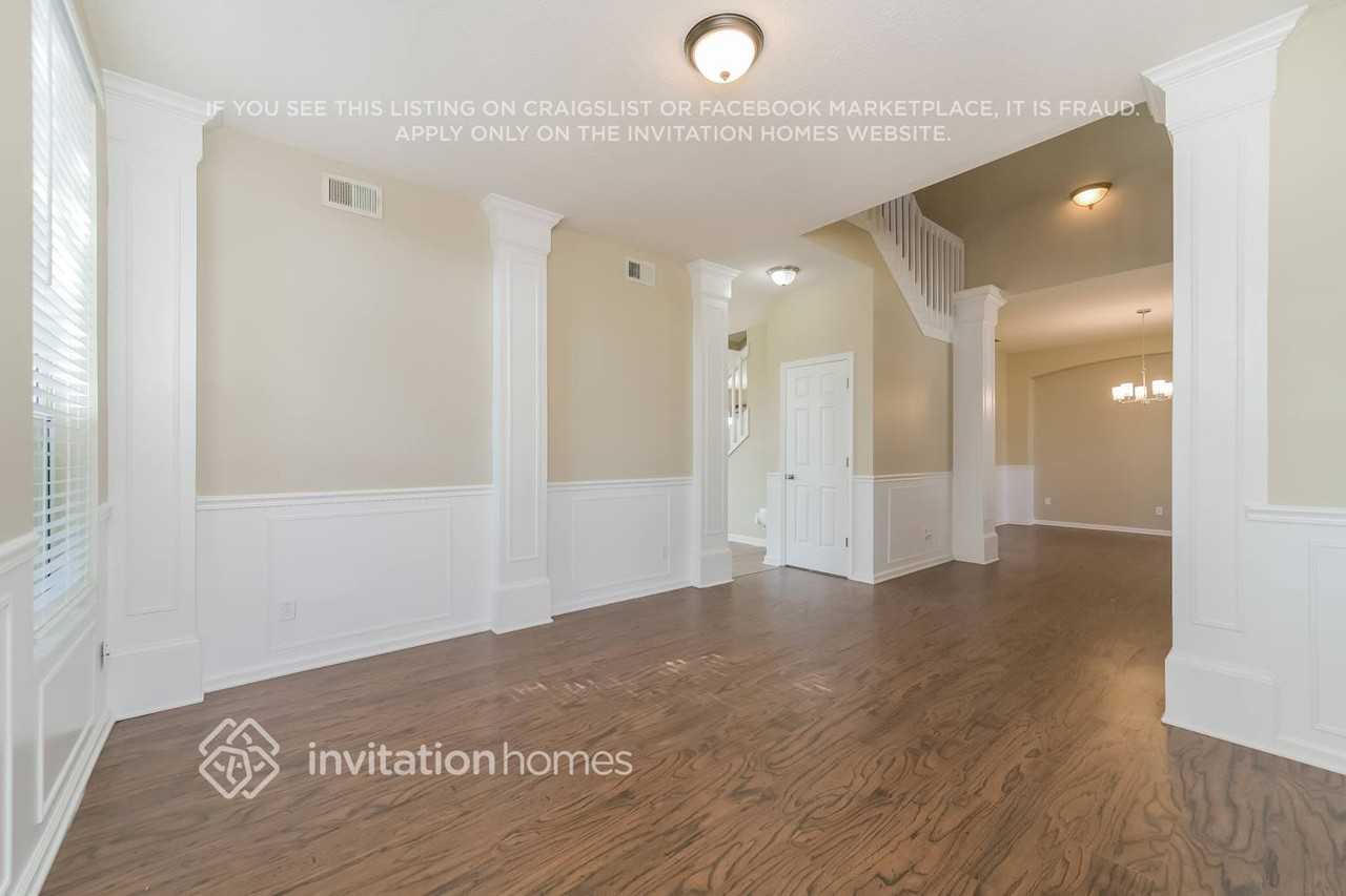 13543 Via Roma Cir - Photo 5 of 18
