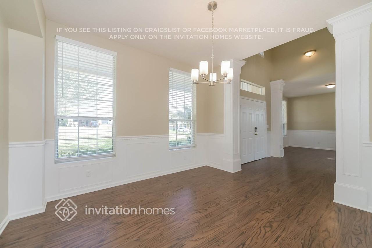 13543 Via Roma Cir - Photo 6 of 18