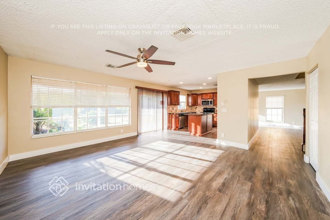 22548 Middletown Dr - Photo 6 of 18